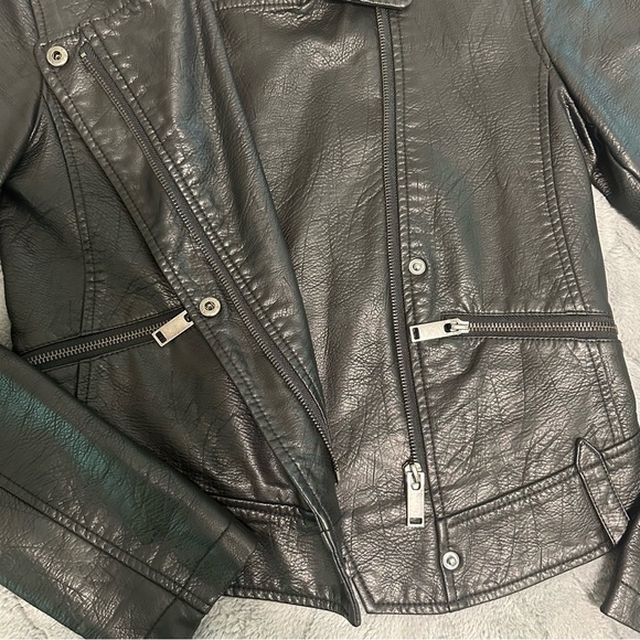FAUX LEATHER JACKET SIZE XS - Picture 3 of 4